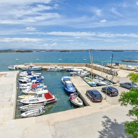 Appartement L And S On The *